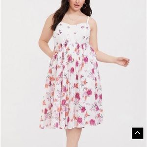 Torrid White Floral Challis Midi Dress